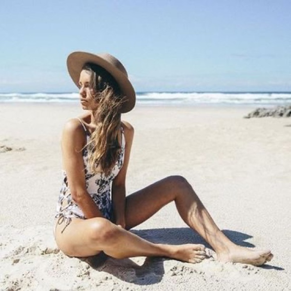 Amuse Society One Piece